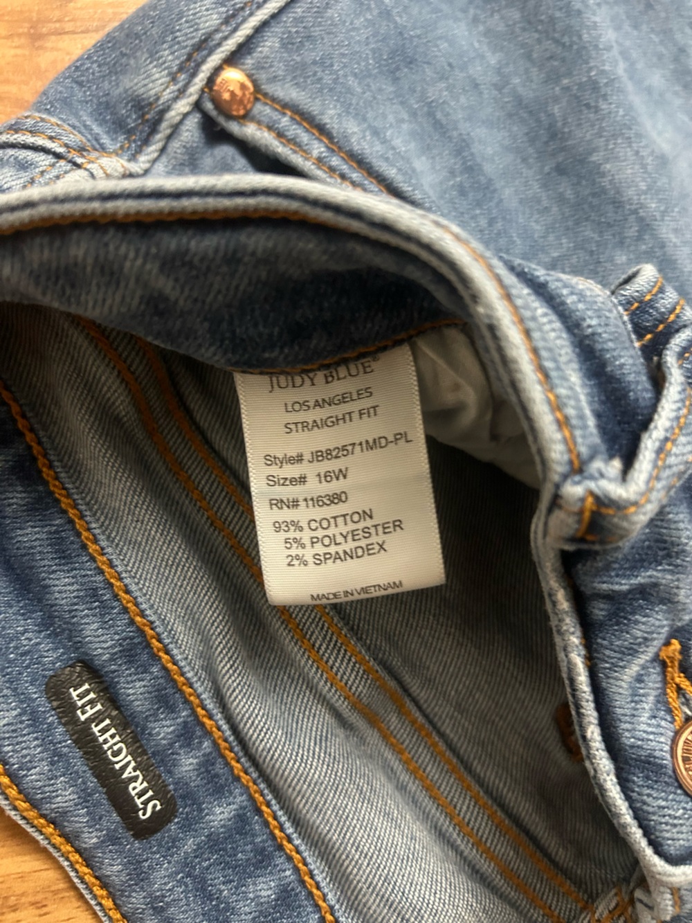 Judy Blue Kimberly Front Seam Detail Cuffed Straight Fit Jeans Womens Size 16 - Picture 9 of 12